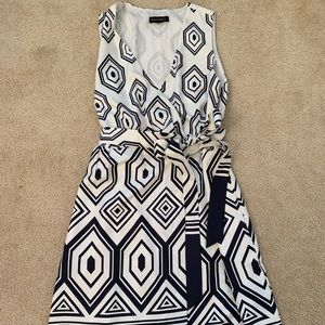 Banana Republic Blue & White Dress! Size 6!